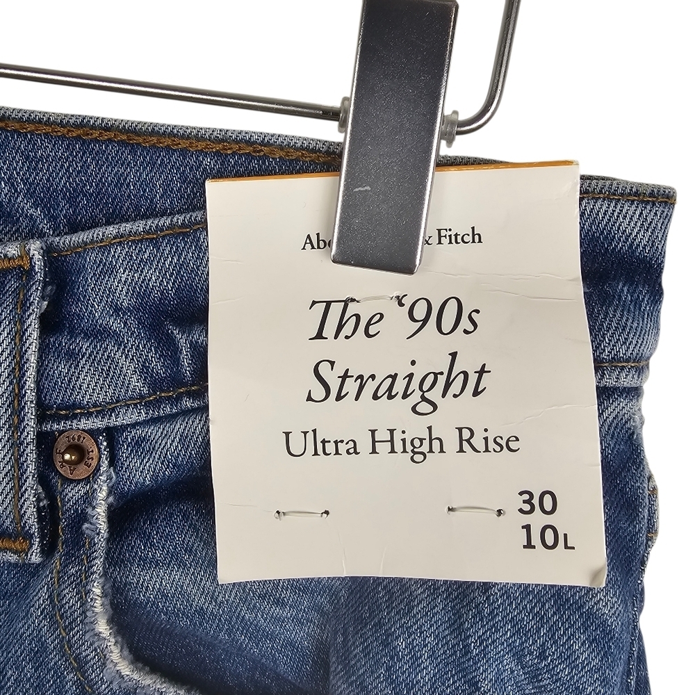 Abercrombie & Fitch Ultra High Rise "The 90's Straight" Jeans NWT - Picture 11 of 13